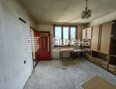 Къща, Кюстендил, Югозападна България - снимка 2 от 8