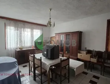 Къща, Гълъбово, Югоизточна България