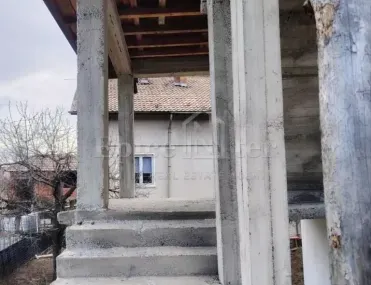 Къща, Кюстендил, Югозападна България - снимка 15 от 18