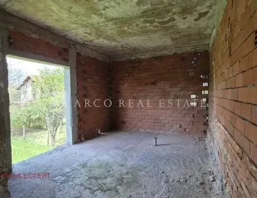 Къща, Радомир, Югозападна България - снимка 2 от 16