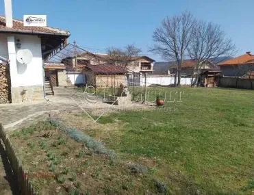 Къща, Аспарухово, Варна - снимка 15 от 18