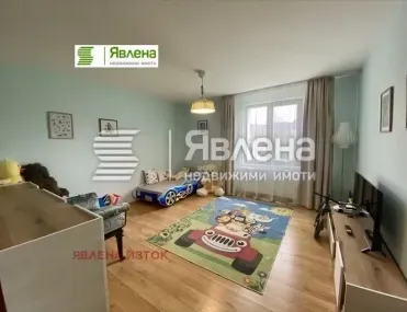 Къща, Правец, Югозападна България - снимка 2 от 8