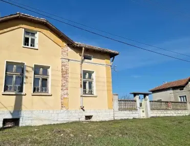 Къща, Враца, Северозападна България - снимка 9 от 18