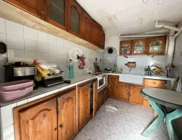 Къща, Плевен, Северозападна България - снимка 12 от 15