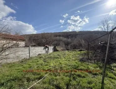 Къща, Ловеч, Северозападна България - снимка 5 от 18