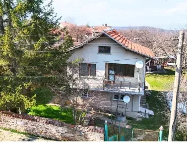 Къща, Мизия, Северозападна България - снимка 10 от 18