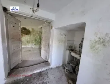 Къща, Пазарджик, Южна България - снимка 6 от 13