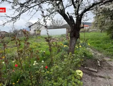 Къща, Перник, Югозападна България - снимка 9 от 17