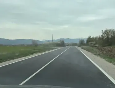 Къща, Перник, Югозападна България - снимка 4 от 17