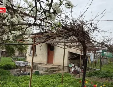 Къща, Перник, Югозападна България - снимка 10 от 17