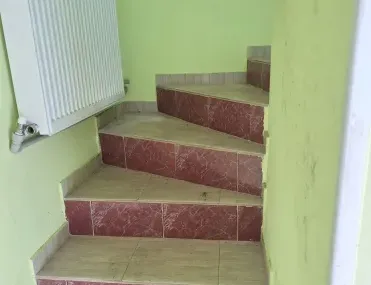 Къща, Своге, Югозападна България - снимка 11 от 18