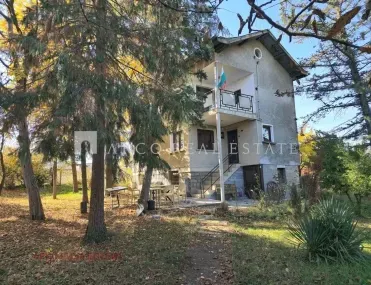 Къща, Божурище, Югозападна България - снимка 11 от 18