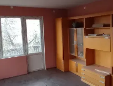 Къща, Монтана, Северозападна България