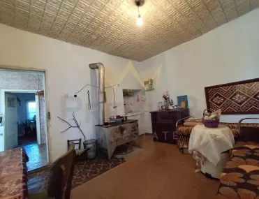 Къща, Хасково, Южна България - снимка 8 от 18