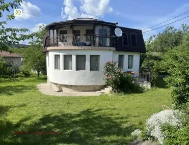 Къща, Траката, Варна - снимка 9 от 12