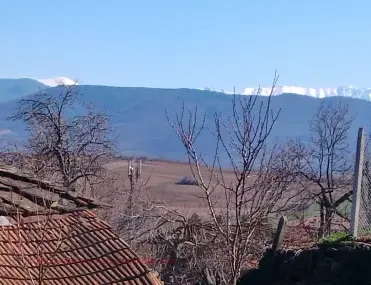 Къща, Ловеч, Северозападна България - снимка 6 от 17