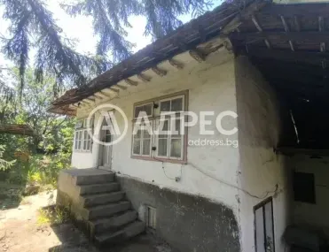 Къща, Разград, Северна България - снимка 2 от 4