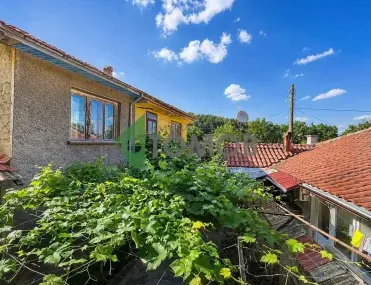Къща, Шумен, Североизточна България - снимка 6 от 10