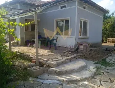 Къща, Добрич, Североизточна България - снимка 10 от 18