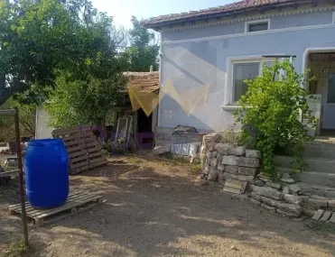 Къща, Добрич, Североизточна България - снимка 12 от 18