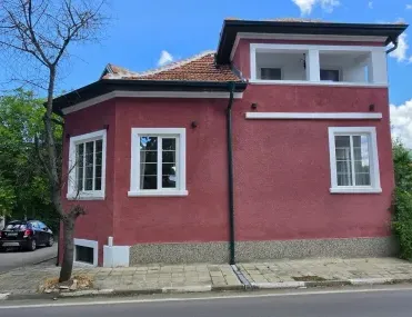 Къща, Кюстендил, Югозападна България - снимка 11 от 18