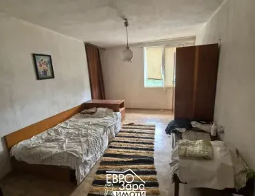 Къща, Опан, Югоизточна България - снимка 14 от 16