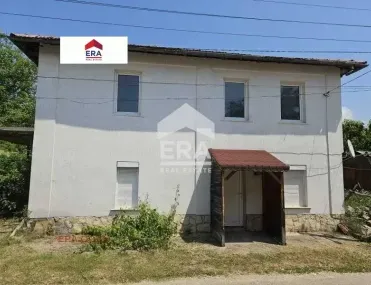 Къща, Ловеч, Северозападна България - снимка 5 от 17