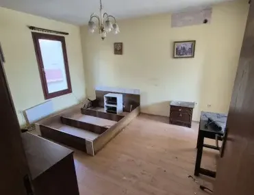 Къща, с. Герман, София - снимка 2 от 11