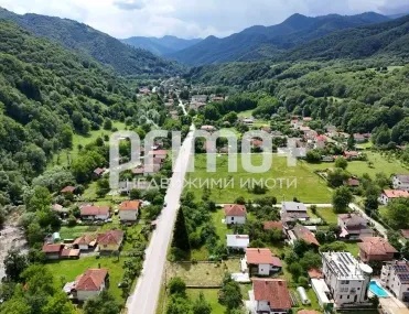 Къща, Ловеч, Северозападна България - снимка 13 от 17