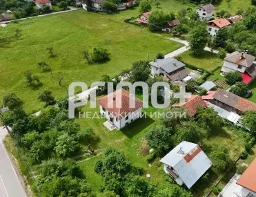 Къща, Ловеч, Северозападна България - снимка 8 от 17