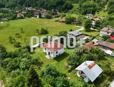 Къща, Ловеч, Северозападна България - снимка 11 от 17