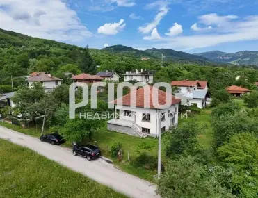 Къща, Ловеч, Северозападна България - снимка 7 от 17