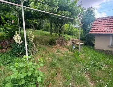 Къща, Перник, Югозападна България - снимка 4 от 16