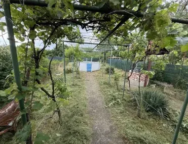Къща, Кюстендил, Югозападна България - снимка 7 от 10