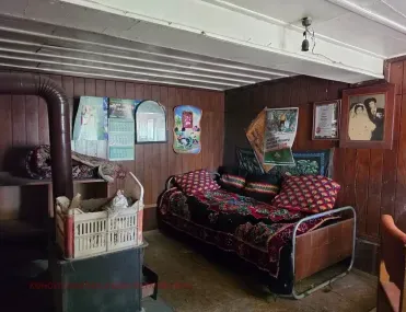 Къща, Ловеч, Северозападна България - снимка 2 от 13