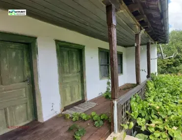 Къща, Чирпан, Югоизточна България - снимка 2 от 6