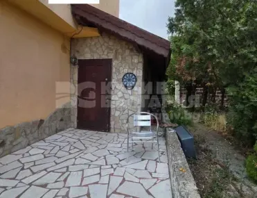 Къща, Траката, Варна - снимка 8 от 18