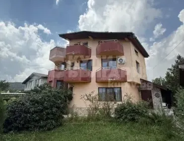 Къща, Траката, Варна - снимка 10 от 18