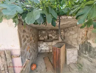 Къща, Братя Даскалови, Югоизточна България - снимка 5 от 18
