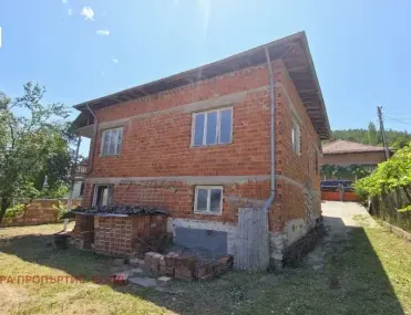 Къща, Кюстендил, Югозападна България - снимка 6 от 10