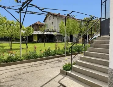 Къща, Павел Баня, Югоизточна България - снимка 9 от 18