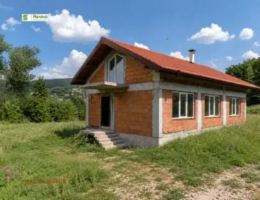 Къща, с. Владая, София - снимка 5 от 7