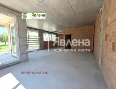 Къща, с. Волуяк, София - снимка 14 от 15