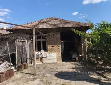 Къща, Шумен, Североизточна България - снимка 5 от 17