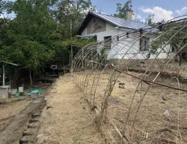 Къща, Казанлък, Югоизточна България - снимка 9 от 17