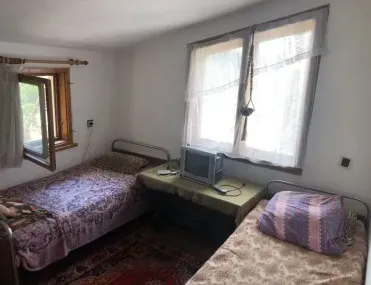 Къща, Казанлък, Югоизточна България - снимка 8 от 17