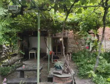 Къща, Търговище, Североизточна България - снимка 16 от 18