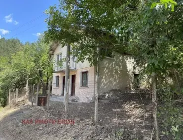 Къща, Своге, Югозападна България - снимка 13 от 17