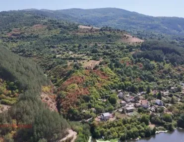 Къща, Своге, Югозападна България - снимка 9 от 17