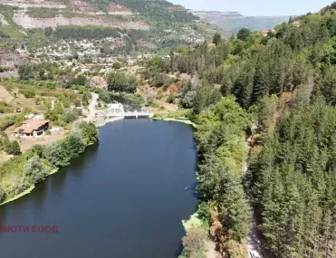 Къща, Своге, Югозападна България - снимка 11 от 17